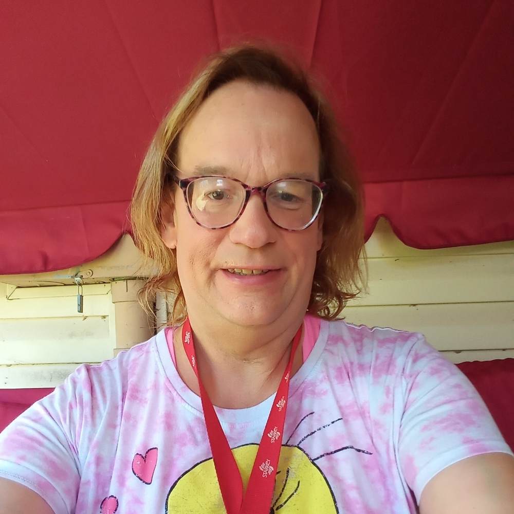 Meet your Posher, Andrea